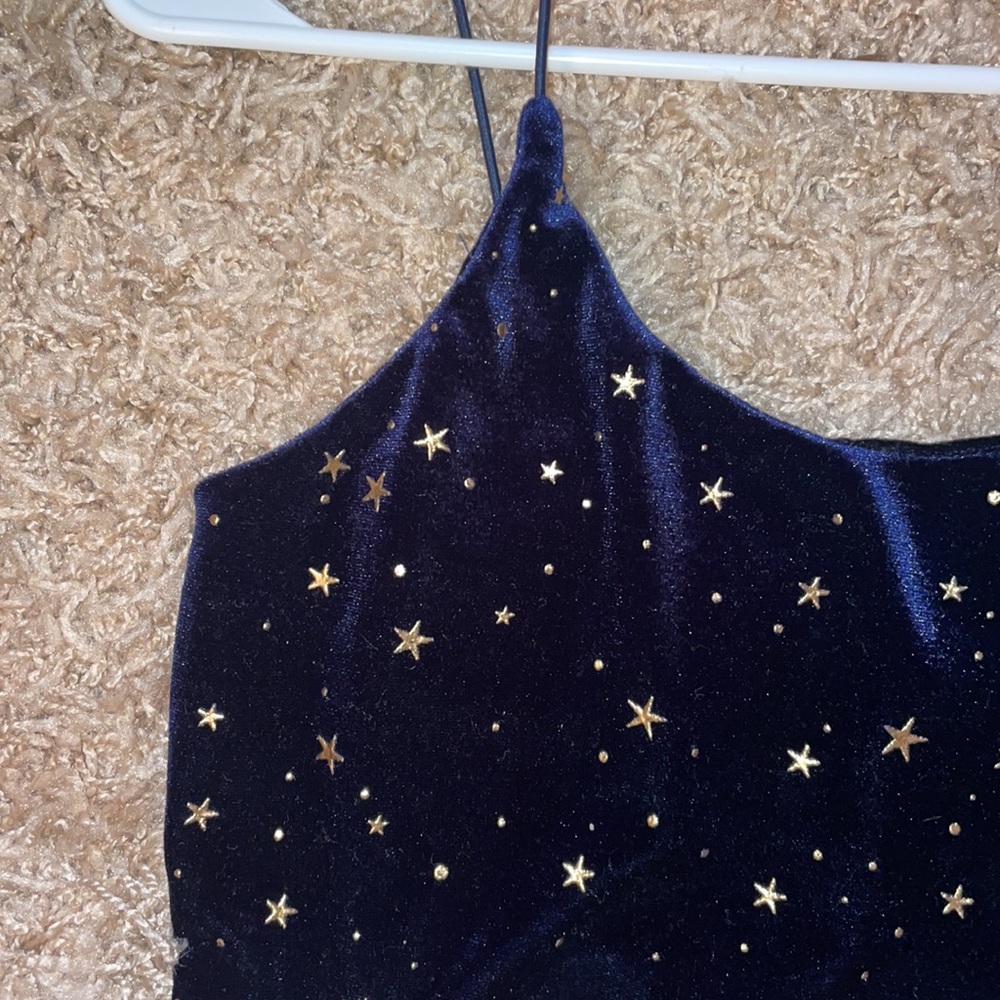 Medium ROMWE Tank Top - Picture 2 of 5